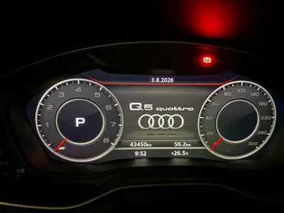 Audi Q5 2.0 45 TFSI — SUV premium avec motorisation hybride légère et 45 000 km — Detail