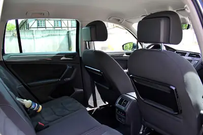 VW Tiguan 2.0 TDI 150 ch 4Motion — SUV robuste, diesel économe et tout-terrain — Miniature 12