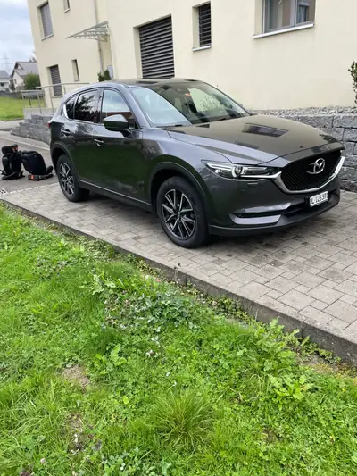 Mazda CX-5 2.2D 175 Revolution AWD — SUV fiable, traction intégrale et consommation maîtrisée — côté