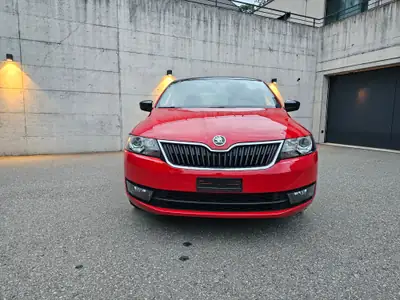 Skoda Rapid 1.2 TSI Ambition — Monospace polyvalent, 78'000 km, sans sinistre — Miniature 9
