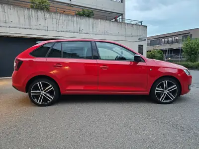 Skoda Rapid 1.2 TSI Ambition — Monospace polyvalent, 78'000 km, sans sinistre — Miniature 7