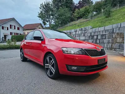Skoda Rapid 1.2 TSI Ambition — Monospace polyvalent, 78'000 km, sans sinistre — Miniature 8