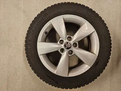 Skoda Rapid 1.2 TSI Ambition — Monospace polyvalent, 78'000 km, sans sinistre — Miniature 16