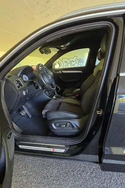 Audi RS Q3 2.5 TFSI — Performance quattro, 340 ch et faible kilométrage — Armaturenbrett