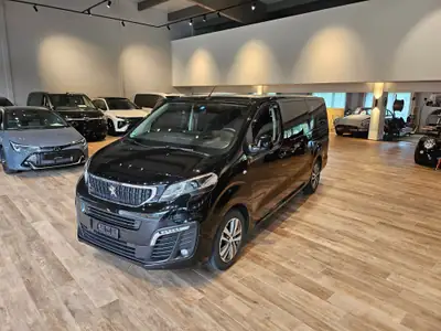 Peugeot Traveller 2.0 BlueHDi 180 ch — 8 places, spacieux et économe — Seitenansicht