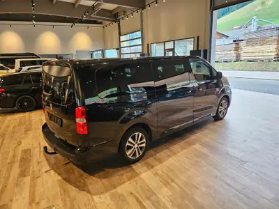Peugeot Traveller 2.0 BlueHDi 180 ch — 8 places, spacieux et économe — Miniatur 10