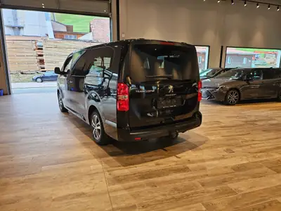 Peugeot Traveller 2.0 BlueHDi 180 ch — 8 places, spacieux et économe — Miniatur 13