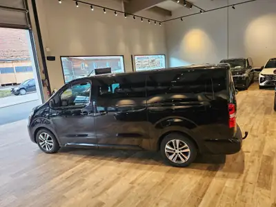 Peugeot Traveller 2.0 BlueHDi 180 ch — 8 places, spacieux et économe — Miniatur 16