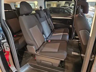 Peugeot Traveller 2.0 BlueHDi 180 ch — 8 places, spacieux et économe — Miniatur 19