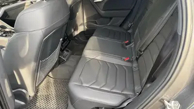 VW Touareg 3.0 V6 TDI 286 R-Line — SUV premium diesel, équipement complet, faible kilométrage — Miniature 8