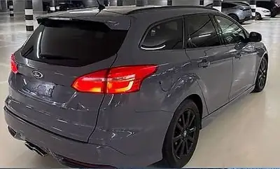 Ford Focus ST-2 — Break diesel 185 ch, économique et sans sinistre — détail