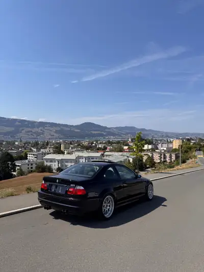 BMW M3 Coupé 2001 — Légendaire sportive manuelle, 343 ch purs — détail
