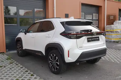 Toyota Yaris Cross 1.5 Trend e-CVT — Hybride compact, garantie 10 ans, sièges chauffants — Miniatura 10