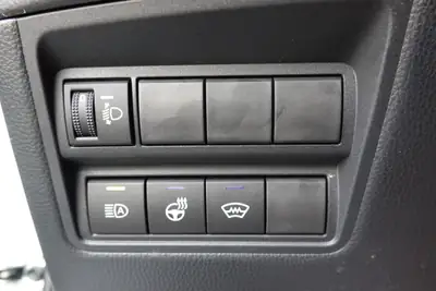 Toyota Yaris Cross 1.5 Trend e-CVT — Hybride compact, garantie 10 ans, sièges chauffants — Miniatura 18