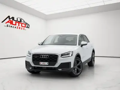 Audi Q2 35 TDI Quattro — SUV compact diesel 4x4, révision fraîche et pneus neufs — vista esterna