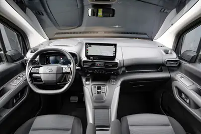 Toyota Proace City Verso — Monospace 7 places, diesel automatique, faible kilométrage — Miniatura 15