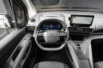 Toyota Proace City Verso — Monospace 7 places, diesel automatique, faible kilométrage — Miniatura 16