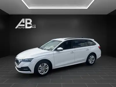 Skoda Octavia Combi 2.0 TDI DSG 4x4 — Familiale robuste, transmission intégrale, 129 000 km — Seitenansicht