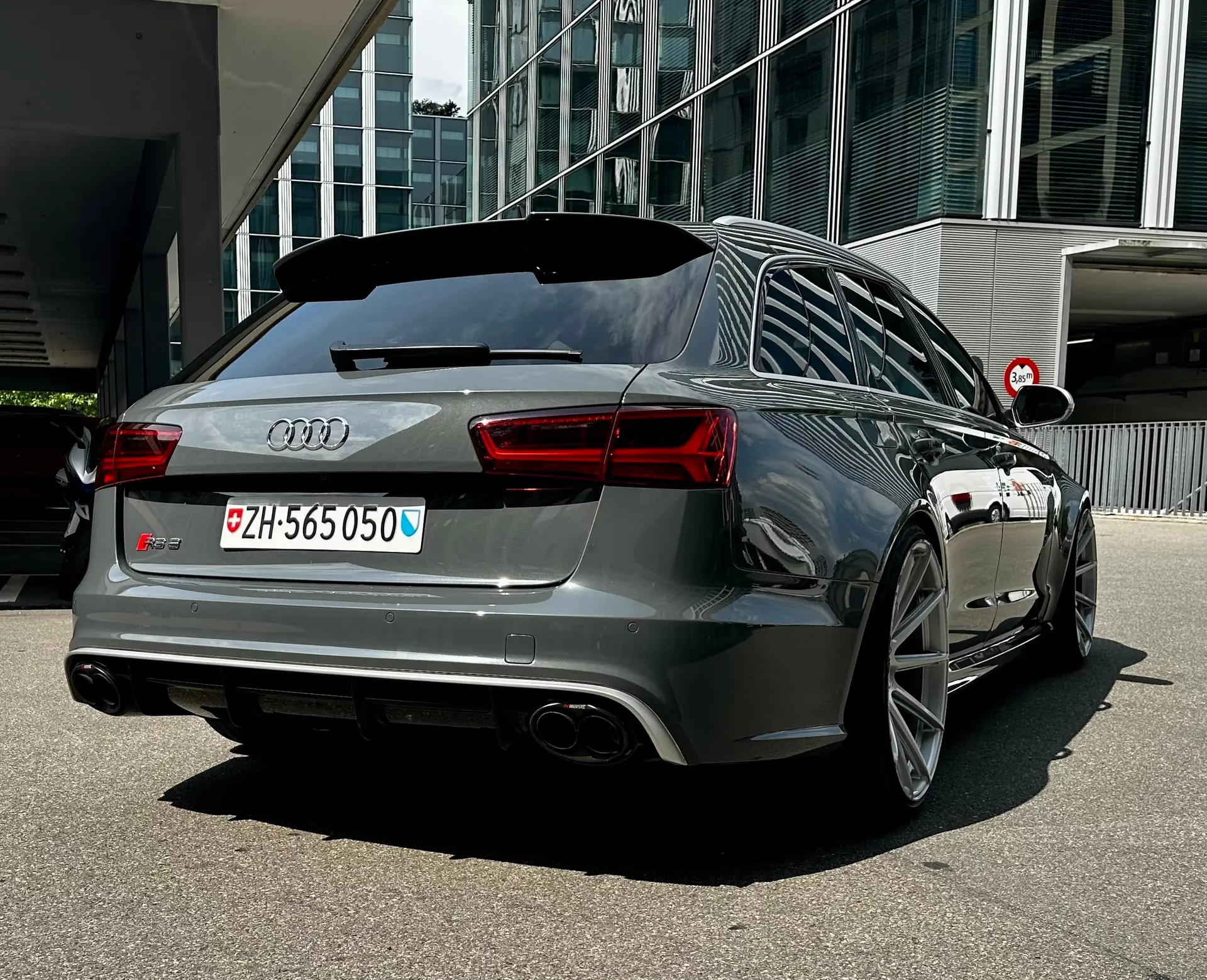 Audi RS6 2016 occasion Zürich — 3