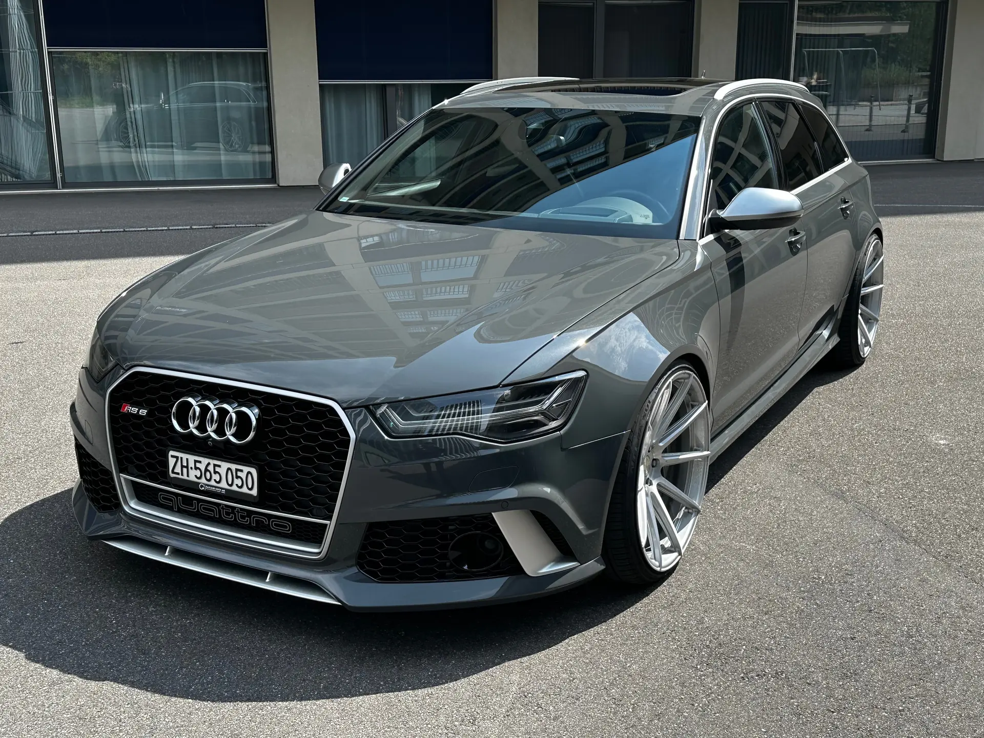 Audi RS6 2016 occasion Zürich — 1