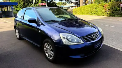 Honda Civic 1.6i Sport 2005 — Berline fiable, entretien léger, consommation économique — arrière