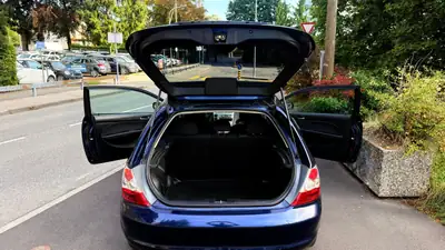 Honda Civic 1.6i Sport 2005 — Berline fiable, entretien léger, consommation économique — Miniature 13