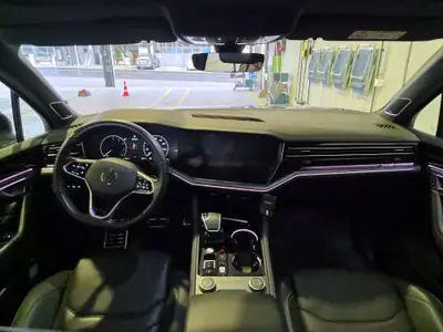 Volkswagen Touareg 3.0 V6 TSI R — SUV hybride rechargeable, 462 ch et consommation maîtrisée — dettaglio