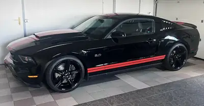 Ford Mustang 5.0 V8 GT Premium — Muscle car légendaire, moteur 417 ch — Thumbnail 9