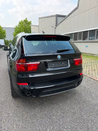 BMW X5 40d xDrive — SUV premium diesel, véhicule CH sans sinistre — intérieur