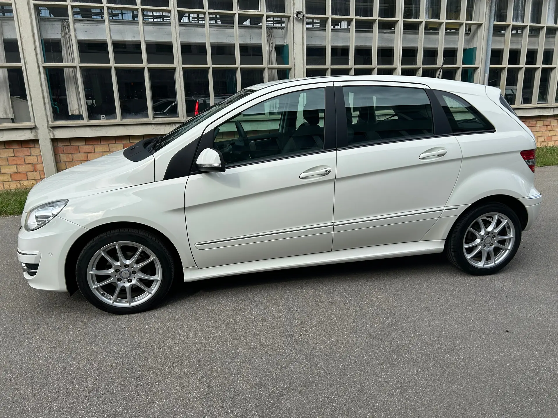Mercedes-Benz Classe B 2011 occasion Bottighofen — 3