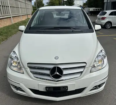 Mercedes-Benz B 180 Selection — Monospace spacieux, automatique, état quasi neuf — Thumbnail 7