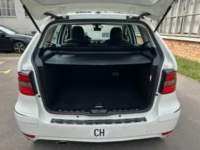 Mercedes-Benz B 180 Selection — Monospace spacieux, automatique, état quasi neuf — Thumbnail 9