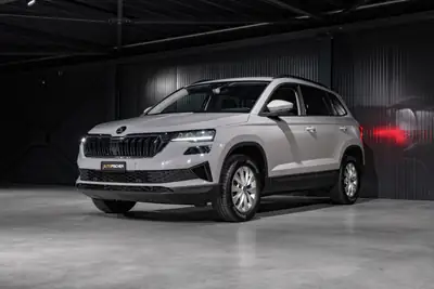 Skoda Karoq 2.0 TDI Fresh 4x4 DSG — SUV robuste, peu kilométré, garantie 5 ans — interni