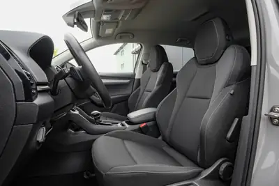 Skoda Karoq 2.0 TDI Fresh 4x4 DSG — SUV robuste, peu kilométré, garantie 5 ans — Miniatura 10