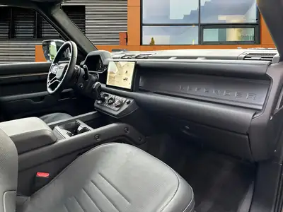 Land Rover Defender 110 V8 Octa — Le SUV premium ultime avec 635 ch et service inclus — Miniatur 11