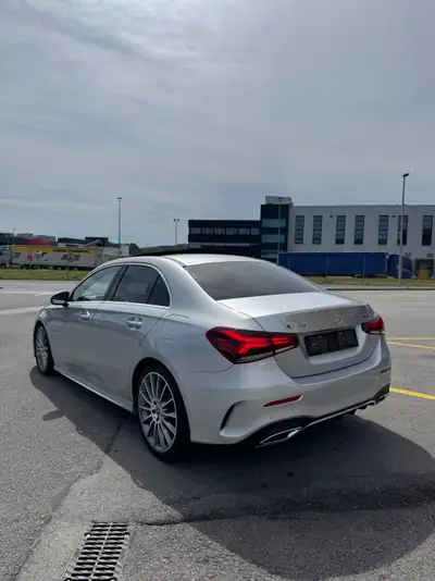 Mercedes-Benz A 220 AMG Line 4Matic — Berline compacte sportive, 135 000 km, sans sinistre — side view