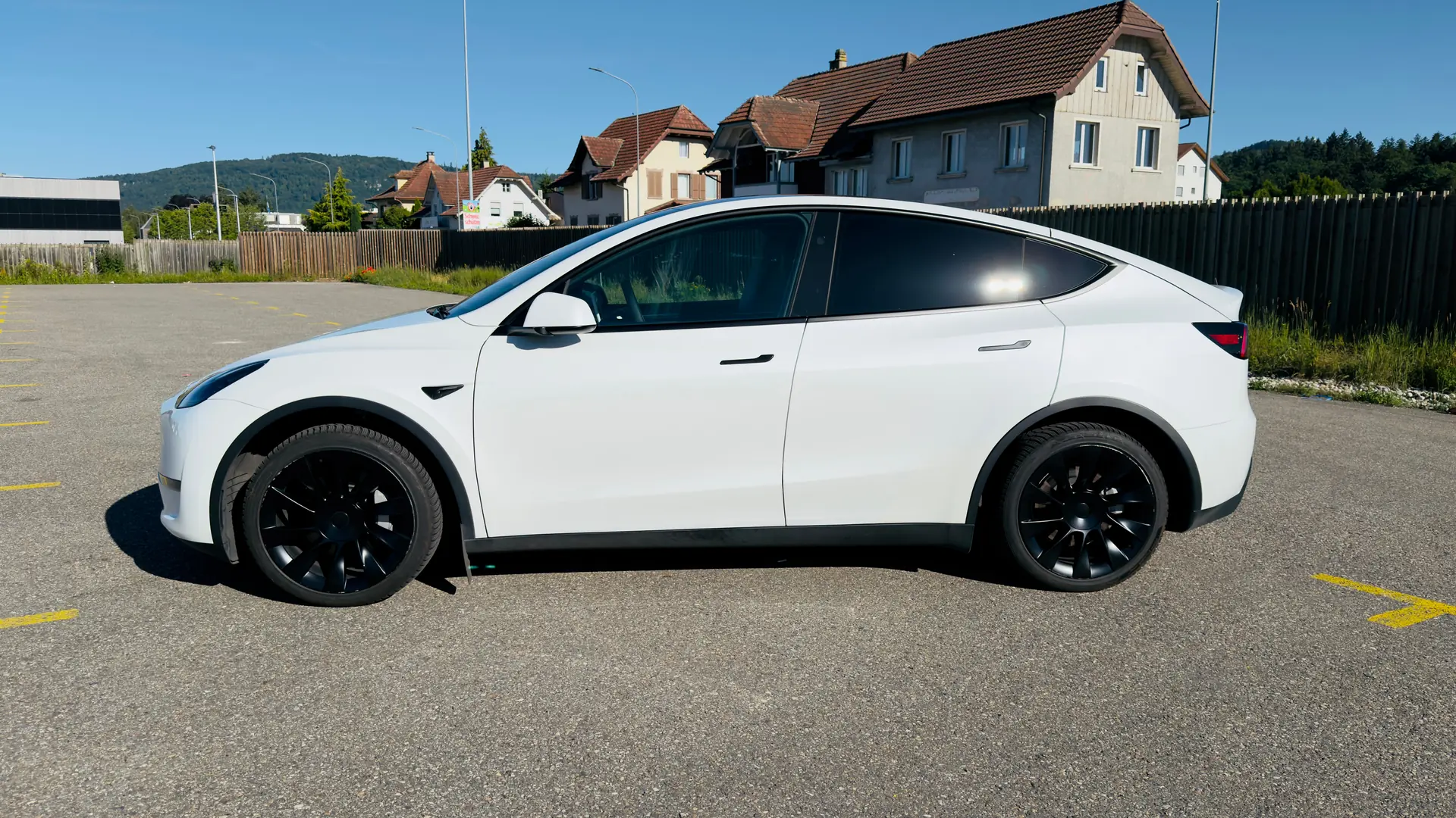 Tesla Model Y 2024 occasion Oftringen — 3