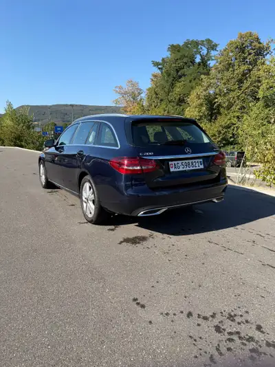 Mercedes-Benz C 200 Avantgarde 4MATIC — Break premium 197 ch, hybride léger, 96 500 km — Innenraum