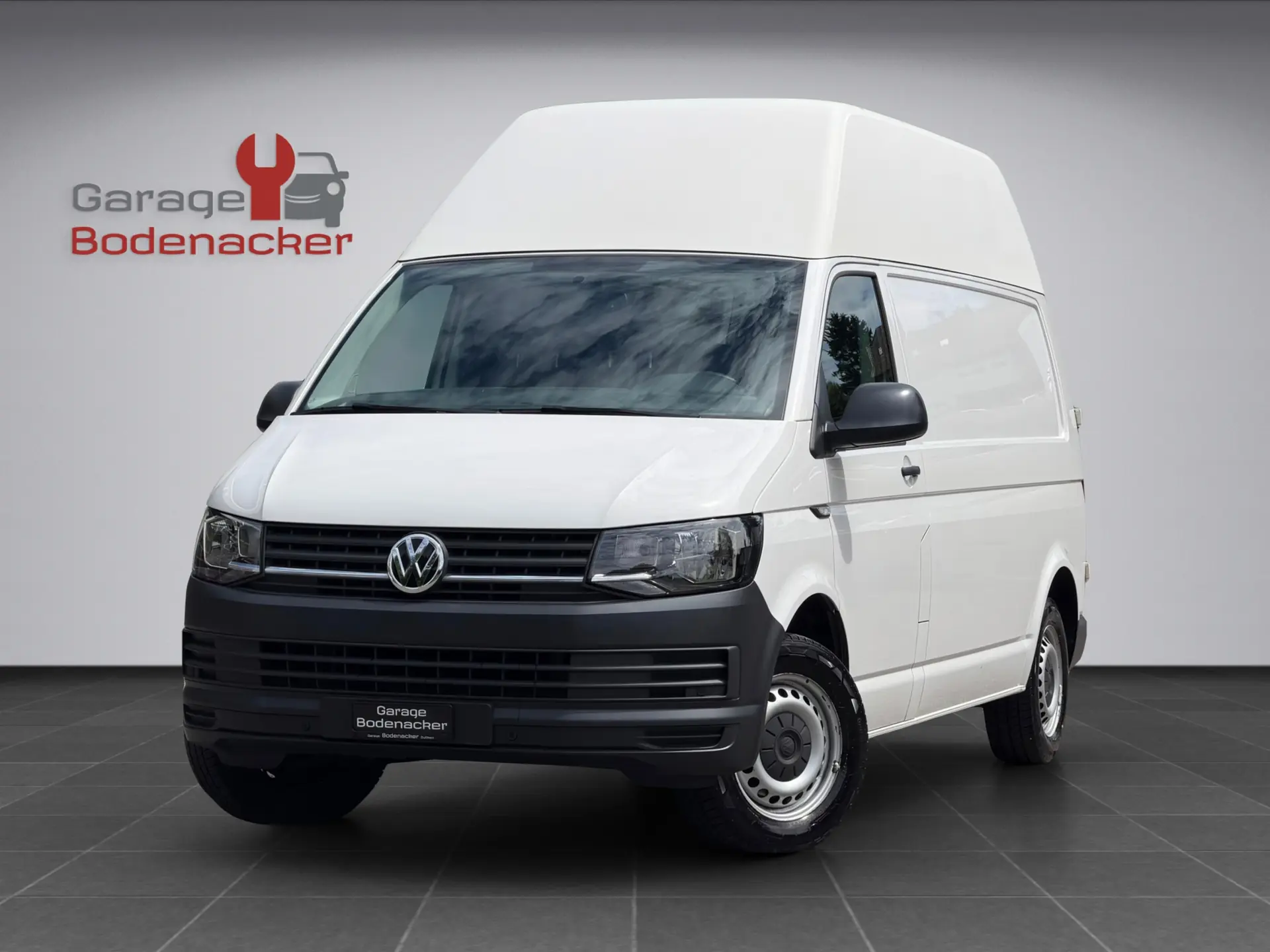 VW T6 2.0 TDI — Utilitaire spacieux, toit surélevé, équipement complet