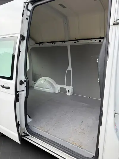 VW T6 2.0 TDI — Utilitaire spacieux, toit surélevé, équipement complet — Miniatur 8