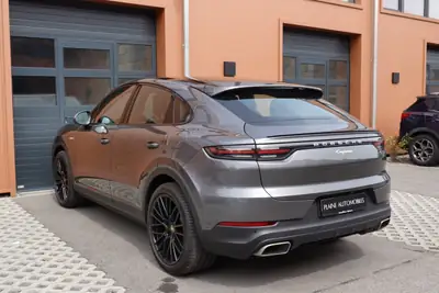 Porsche Cayenne Coupé E-Hybrid — SUV sportif rechargeable, 83'990 km, équipement premium — Miniatura 9