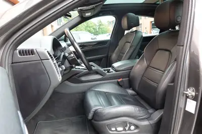 Porsche Cayenne Coupé E-Hybrid — SUV sportif rechargeable, 83'990 km, équipement premium — Miniatura 21