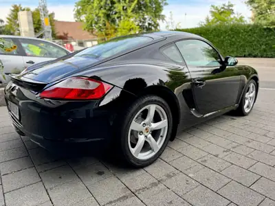 Porsche Cayman 2.7 — Coupé sportif authentique, 245 ch, préparation d'export impeccable — tableau de bord