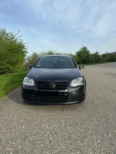VW Golf 3.2 V6 R32 DSG 4motion — Sportive intégrale, 250 ch et fraîchement révisée — dettaglio