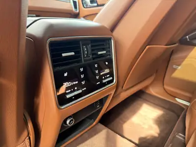 Porsche Cayenne S 2019 — SUV sportif avec garantie Porsche Approved jusqu'à 2027 — Miniatur 17