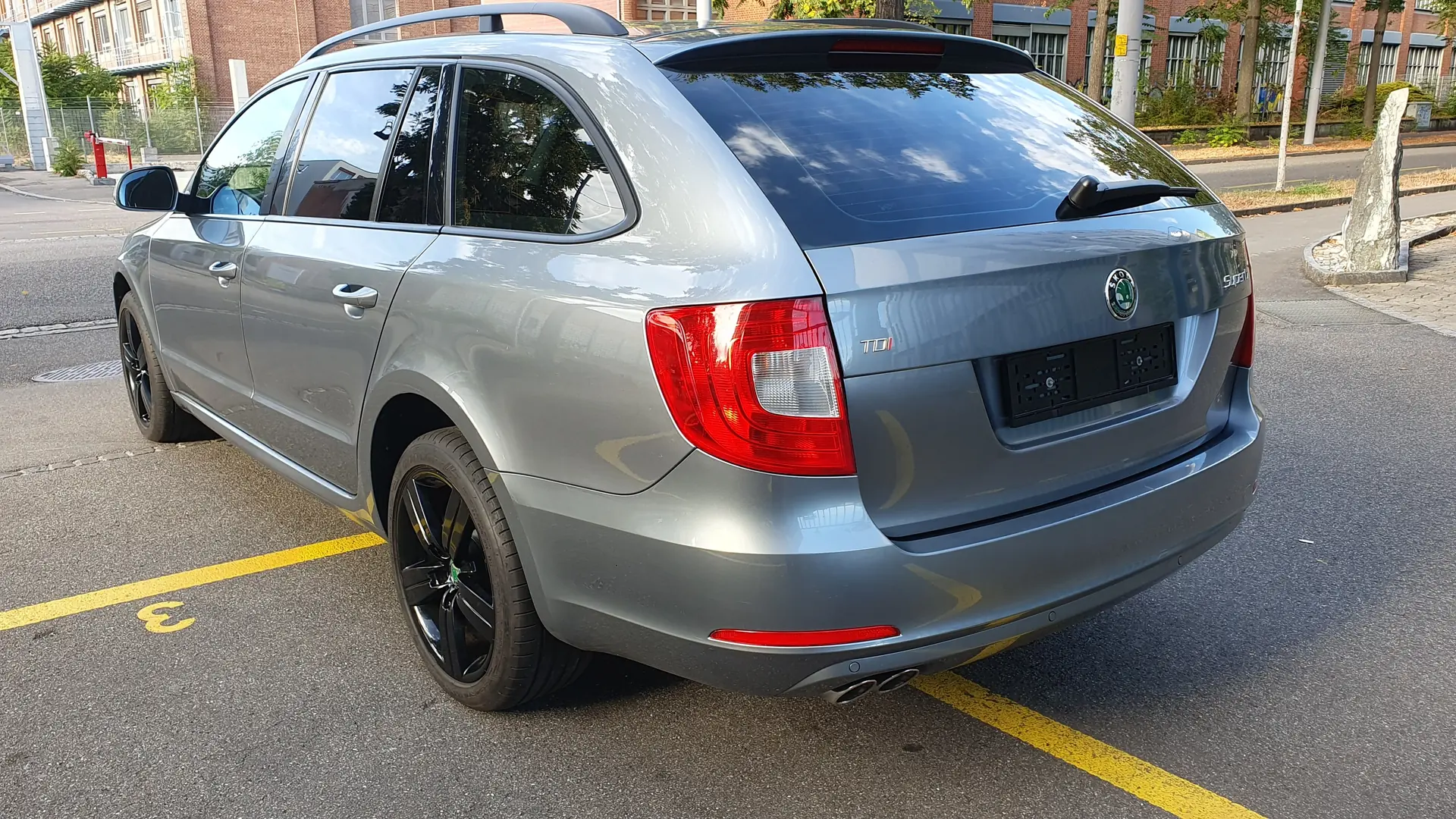 Skoda Superb 2013 occasion Basel — 3
