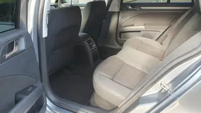 Skoda Superb Combi 2.0 TDi Elegance — Break spacieux, moteur fiable et récemment révisé — Armaturenbrett