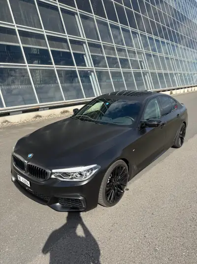 BMW M550i xDrive SAG — Berline sportive 462 ch, 88 000 km, sans sinistre — vue extérieure