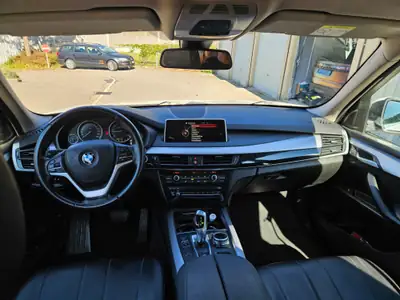BMW X5 F15 2.0D — SUV premium diesel, révision complète et turbo neuf — tableau de bord