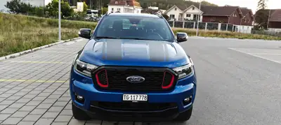 Ford Ranger 2.0 EcoBlue 4x4 Stormtrak — Pickup robuste, faible kilométrage, équipements premium — Außenansicht